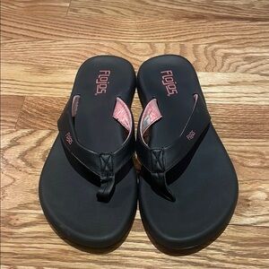 Flojos Black Sandals with Pink Highlights